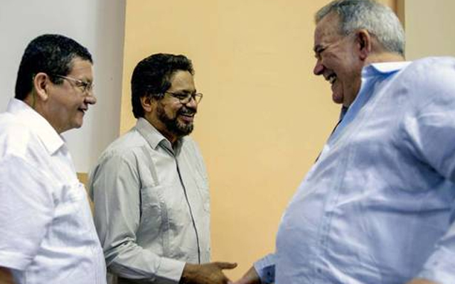 Farc buscan confirmar apoyo de Venezuela a proceso de paz