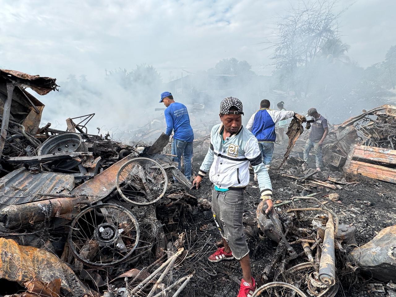 Incendio en Las Palmas, Cali, dejó cinco viviendas destruidas y varias familias afectadas