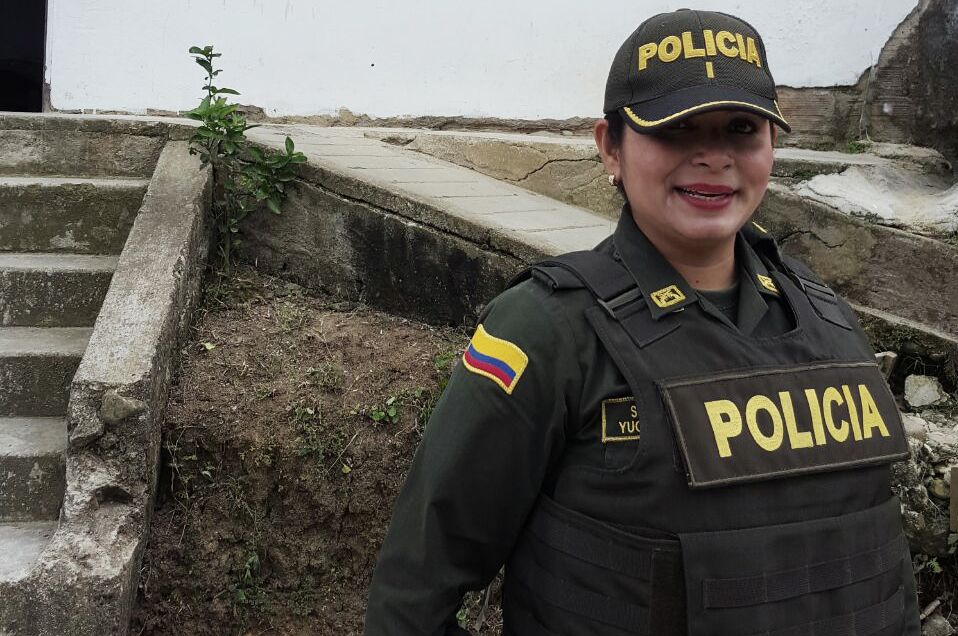 Yusely Vega, la mujer que dirige el primer puesto de Policía en Planadas después de 25 años