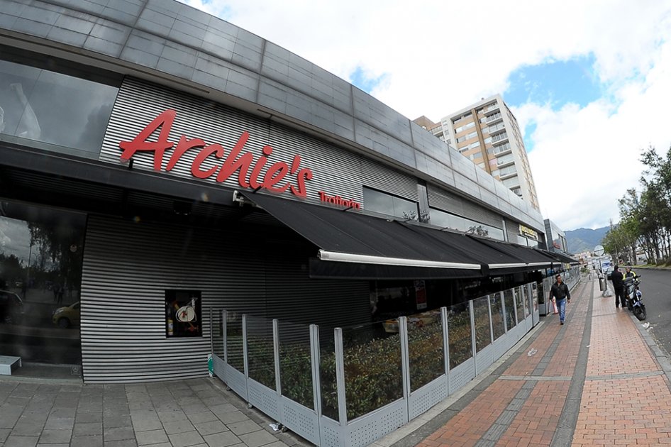 Venden la cadena de restaurantes Archie´s para reparar víctimas de Fondo Premium