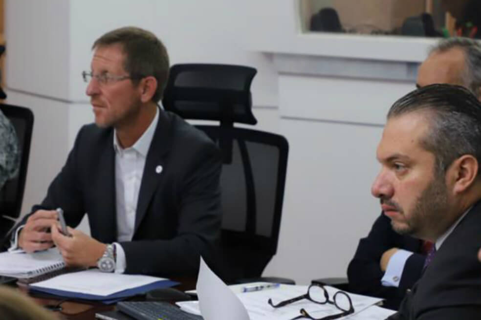 Más de 180 alcaldes se reunirán el 5 de febrero para analizar seguridad de excombatientes