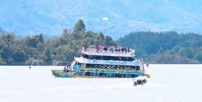 Naufragio en Guatapé deja nueve muertos y 25 heridos
