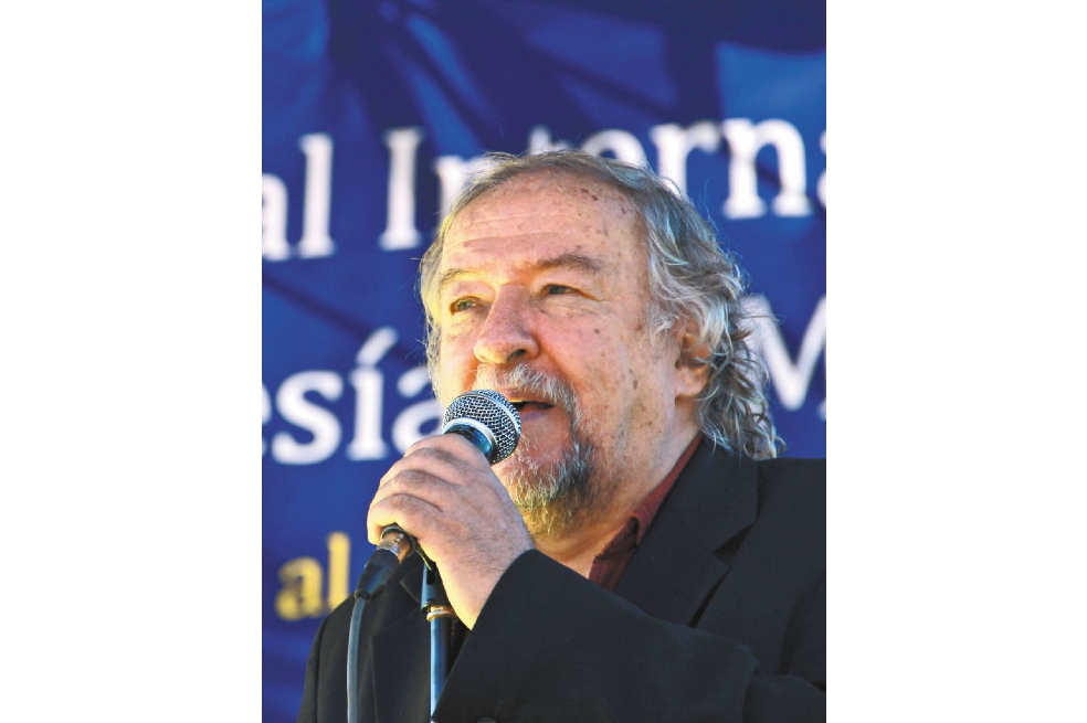 La poesía tiene valor, pero no precio