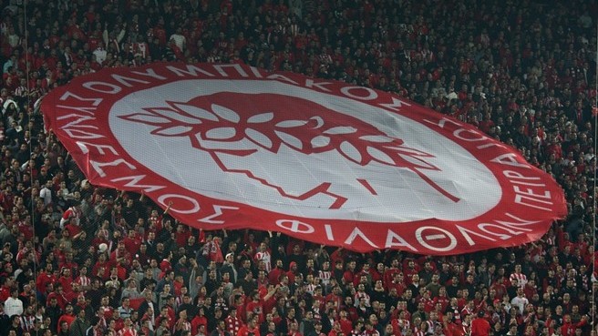 Olympiakos envía a sus jugadores «de vacaciones» por pobre desempeño