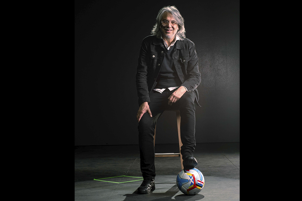 Martín de Francisco confiesa que sufre pánico escénico y aun así, presenta su show