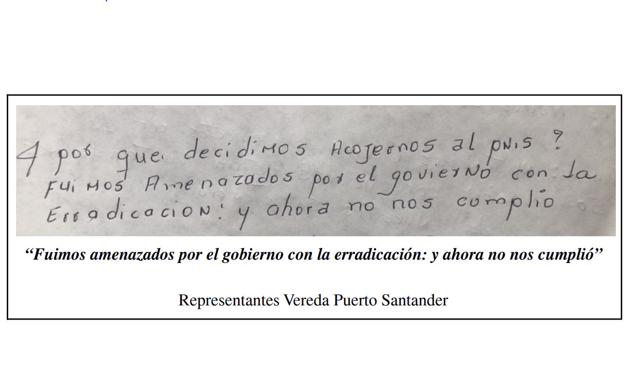 Los campesinos denuncian que los funcionarios les planteaban dos opciones: firmar y arrancar las matas o aceptar la erradicación forzada de la coca.