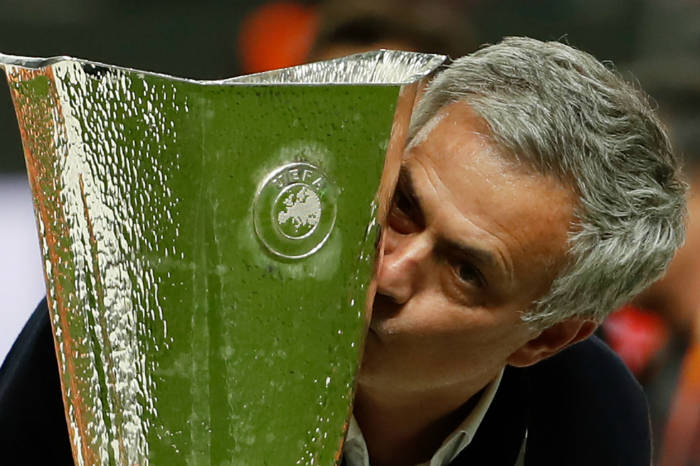 Mourinho: «Cambiaríamos esta copa por la vida de las víctimas del atentado»