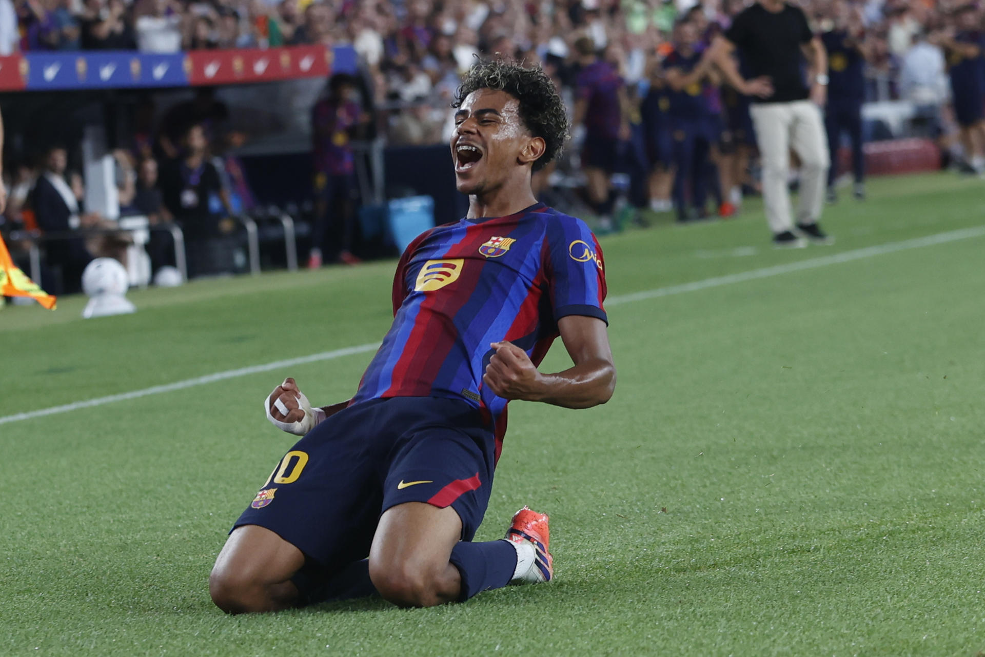 Lamine Yamal volvió a marcar con un golazo y Barcelona  le remontó a Rayo Vallecano: video