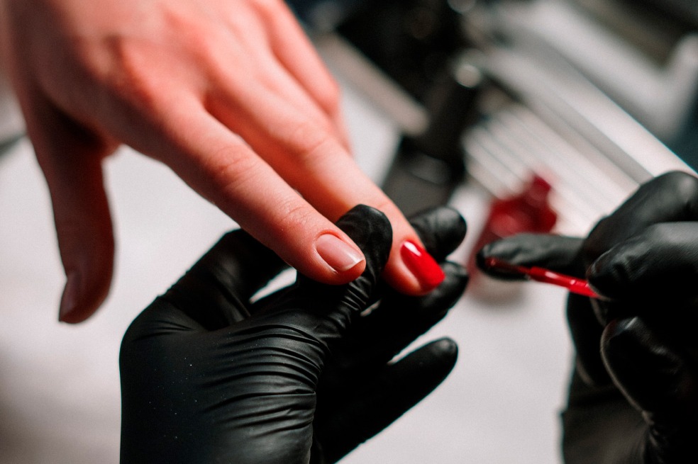 Esmaltes de uñas para la manicura: qué ingredientes evitar
