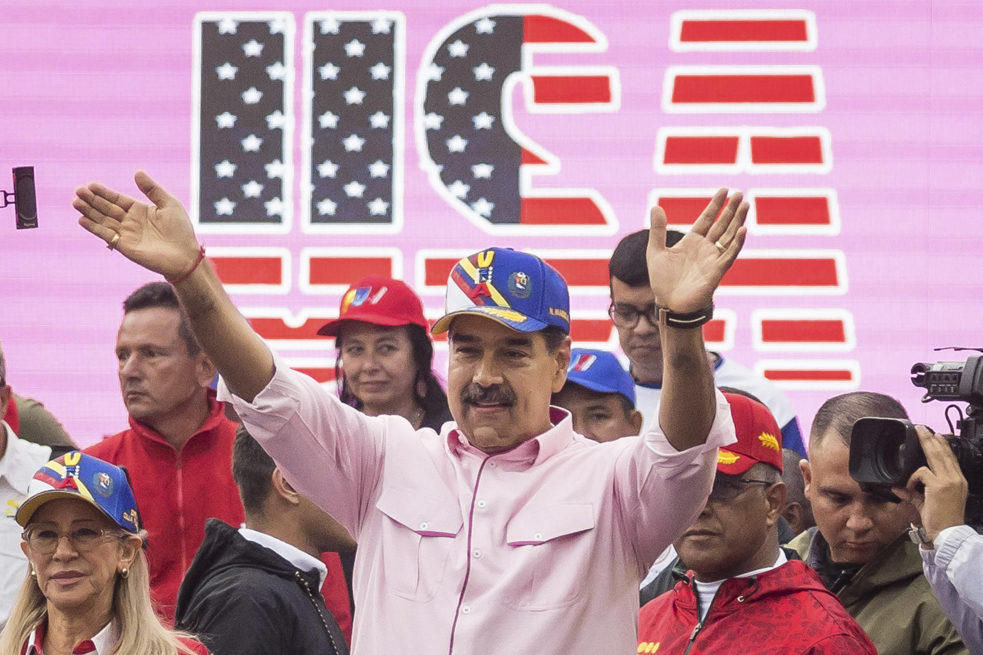 Venezuela enfrentaría recesión si Trump no extiende licencias petroleras