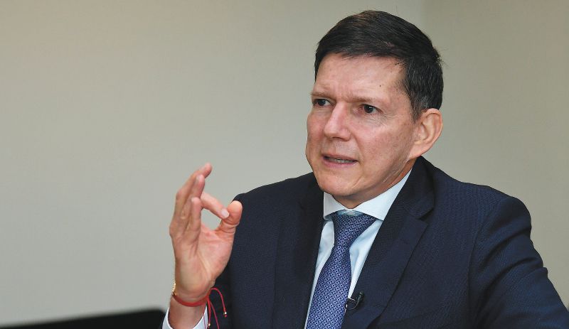 Inadmitieron demanda de exministro Wilson Ruiz contra exparas como gestores de paz