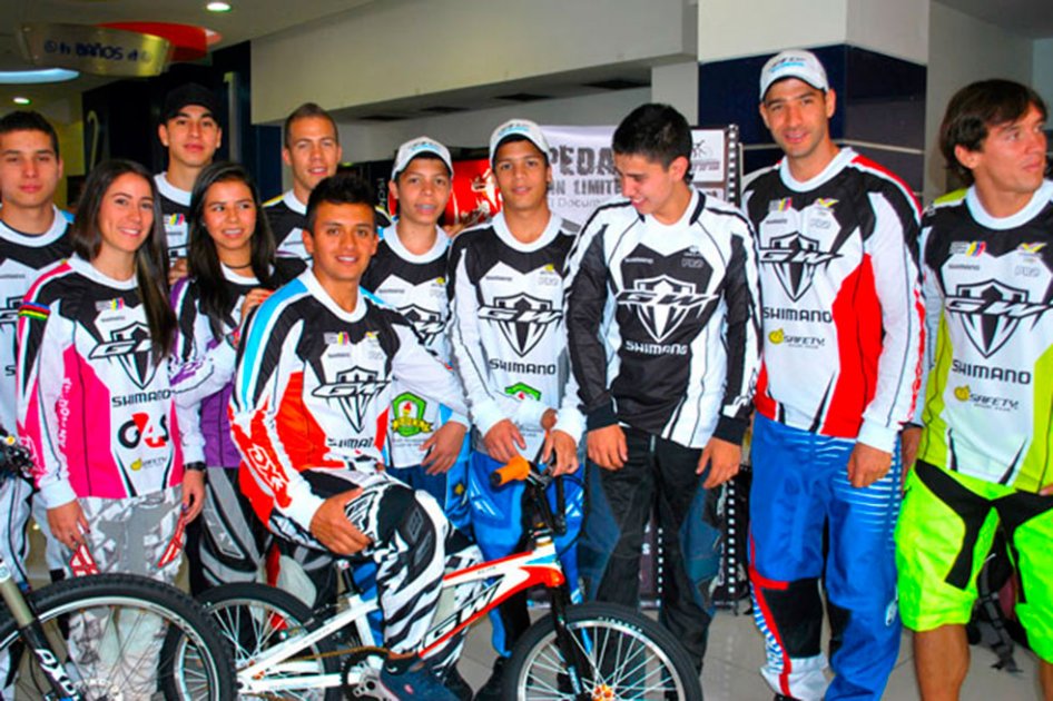Todo listo para el Campeonato Internacional de las Luces BMX
