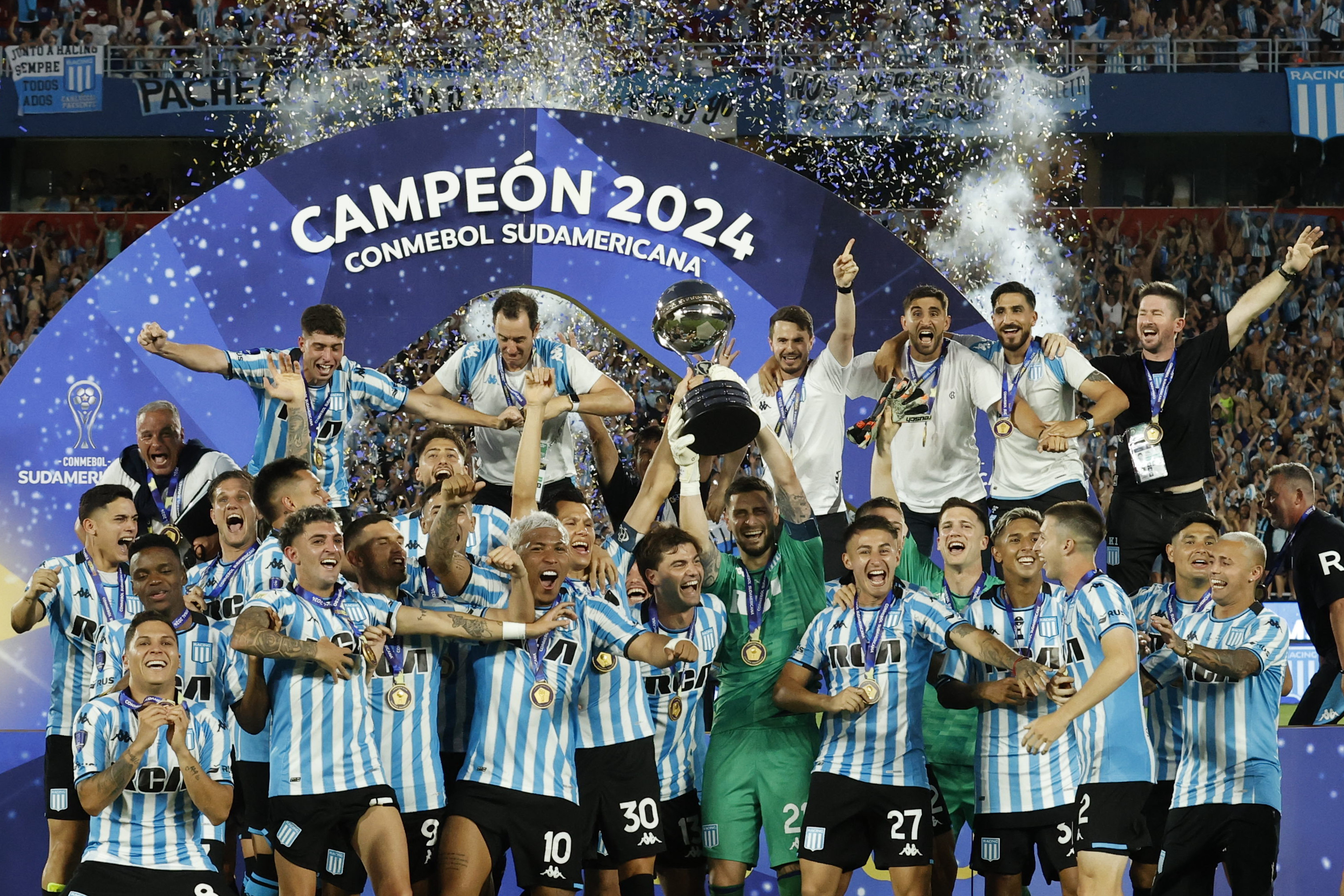 ¡Histórico, con tres colombianos Racing ganó la Copa Sudamericana!