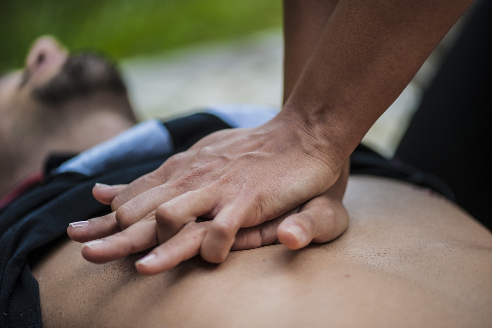 Primeros auxilios: ¿Cómo actuar y qué debería hacer en casos de emergencia?