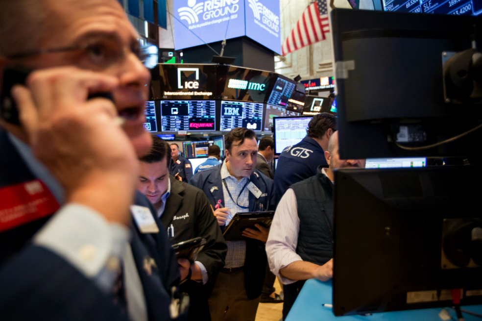 Wall Street impulsado por diálogo China-EEUU y Walmart