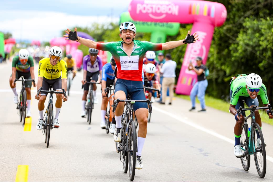David Vásquez se llevó la victoria en la cuarta etapa de la Vuelta de la Juventud 2026