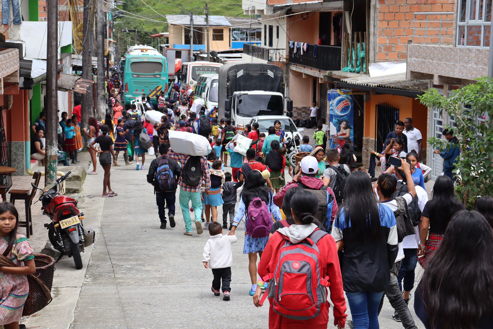 Más de 200 indígenas embera regresaron a sus territorios en Risaralda y Chocó