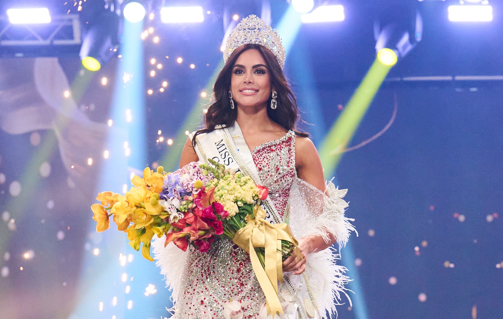 Vanessa Pulgarín preocupó al reaparecer en silla de ruedas tras su paso por Miss Universe