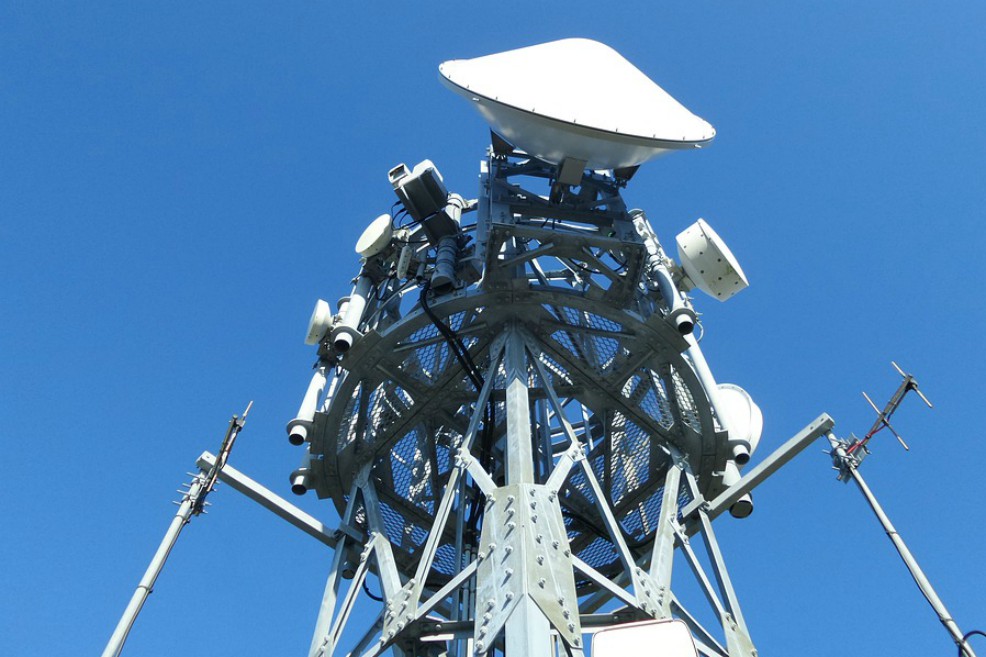 Resuelto el mito: trabajar cerca de una antena de telecomunicación no genera cáncer