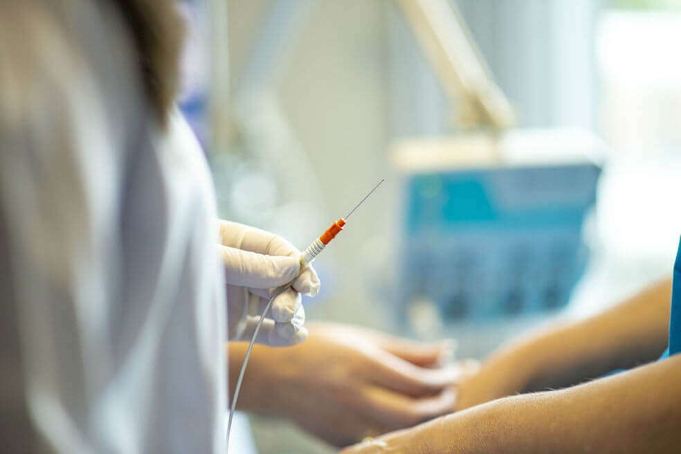 MinSalud e Icetex abren convocatoria de créditos para especializaciones médicas