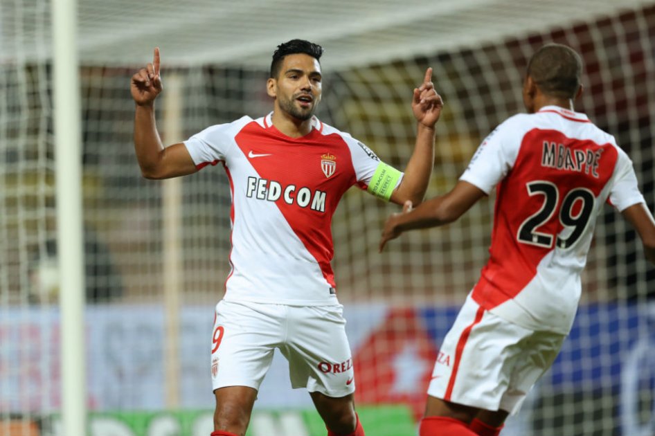 Falcao jugó los últimos 25 minutos en el empate 1-1 entre Mónaco y Saint-Étienne