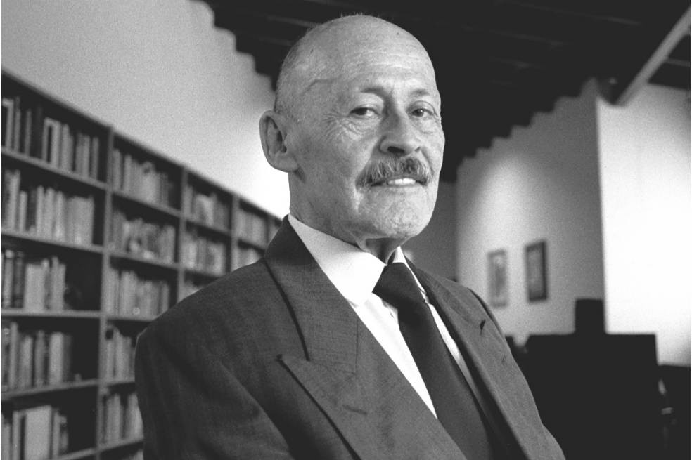 Con la partida de X-504, quedan pocos poetas nadaístas