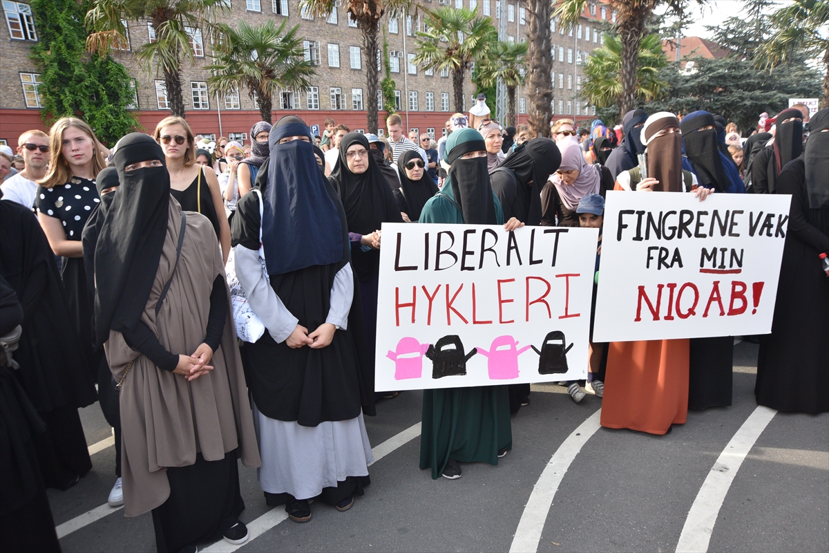 Manifestaciones en Dinamarca por ley que prohibe el uso de burka. / Agencia Anadolu
