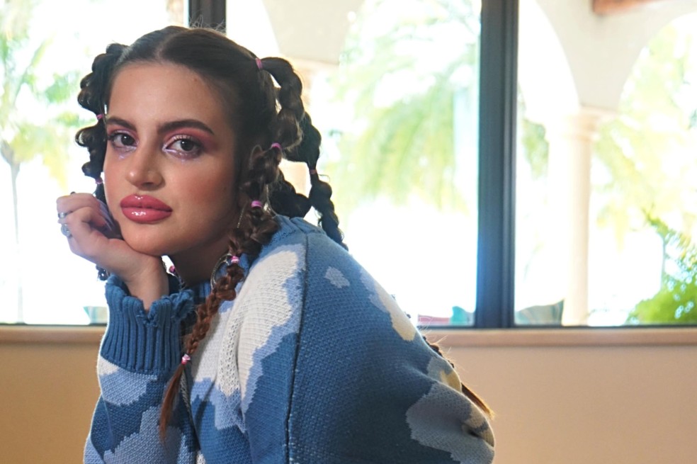 Angel Bleu presenta el lanzamiento con el que le canta al “Amor”