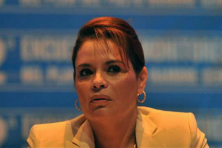 Vicepresidenta de Guatemala renuncia al cargo por escándalo de corrupción