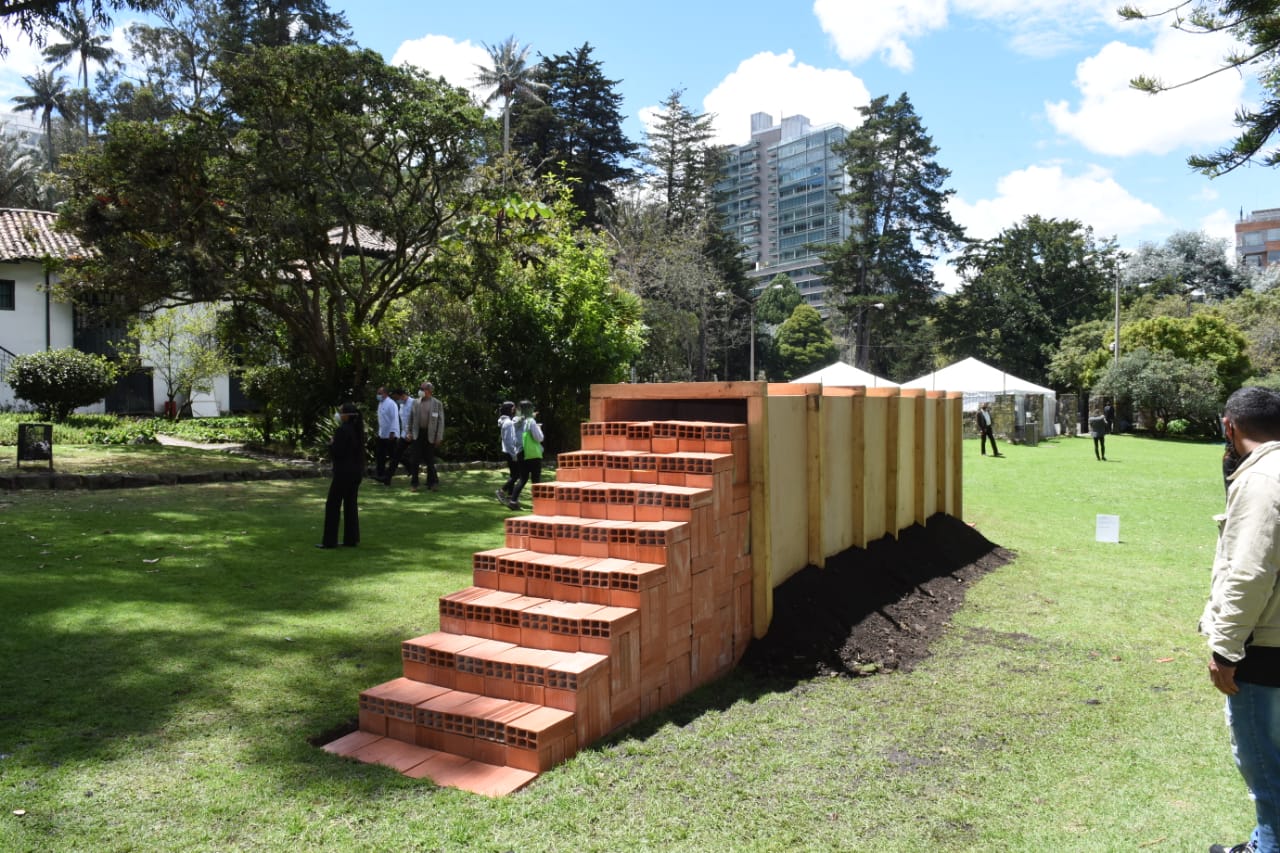 SITIO: un experimento de arte al aire libre en el espacio público