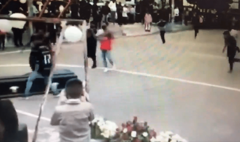 Partido de microfútbol con ataúd: irresponsabilidad en Tunja durante la pandemia