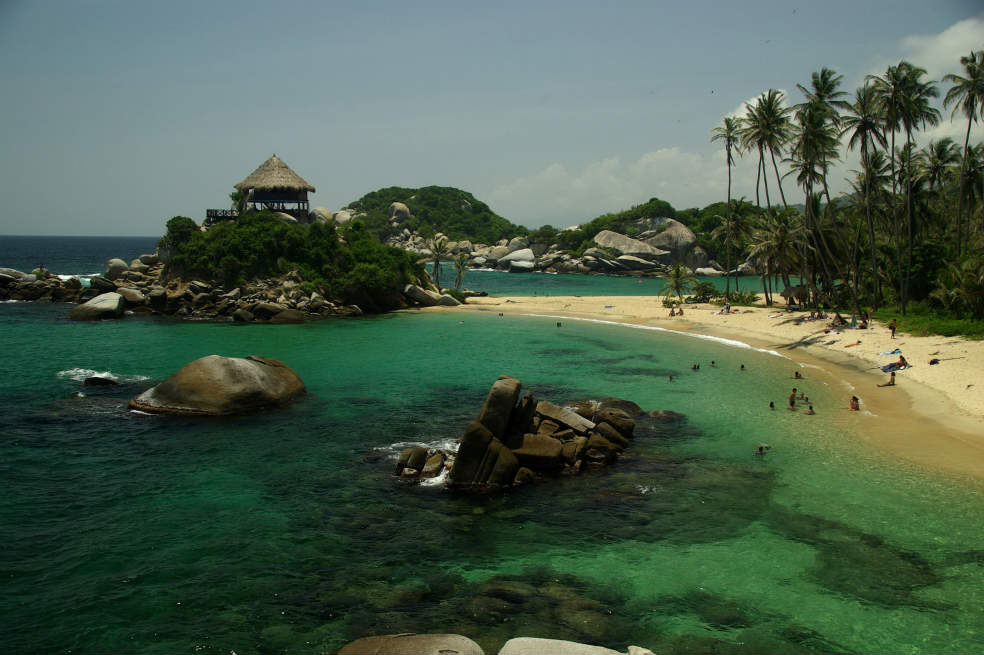 Gobierno recupera terrenos en el Tayrona