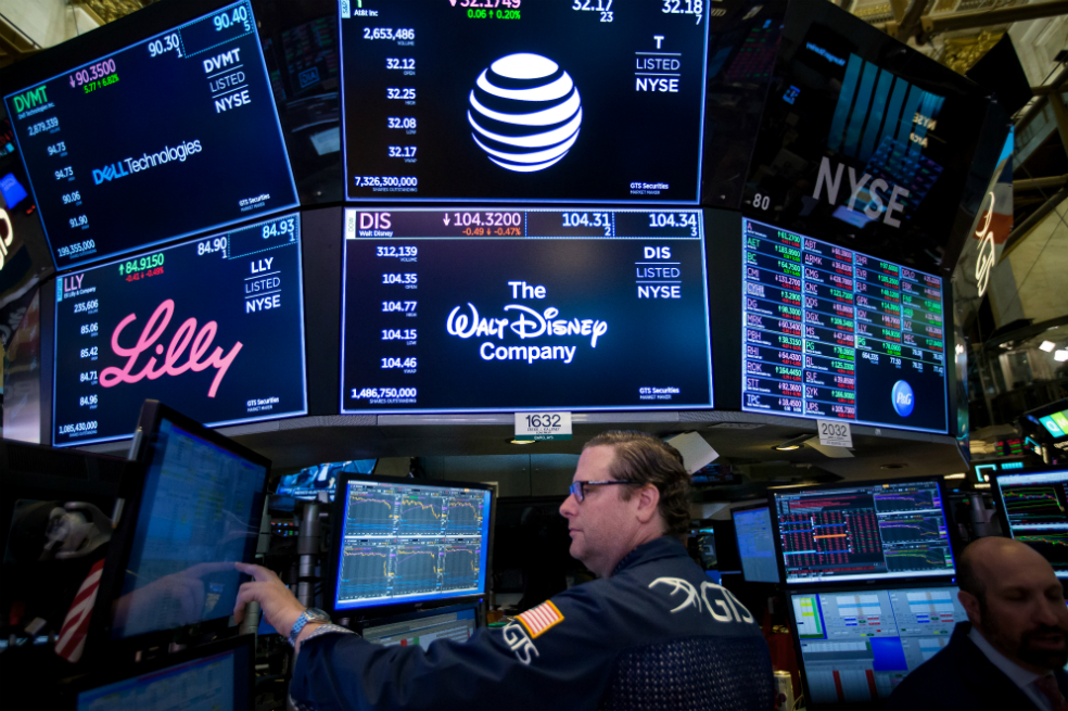 Los accionistas aprueban la compra de negocios de Fox por parte de Disney