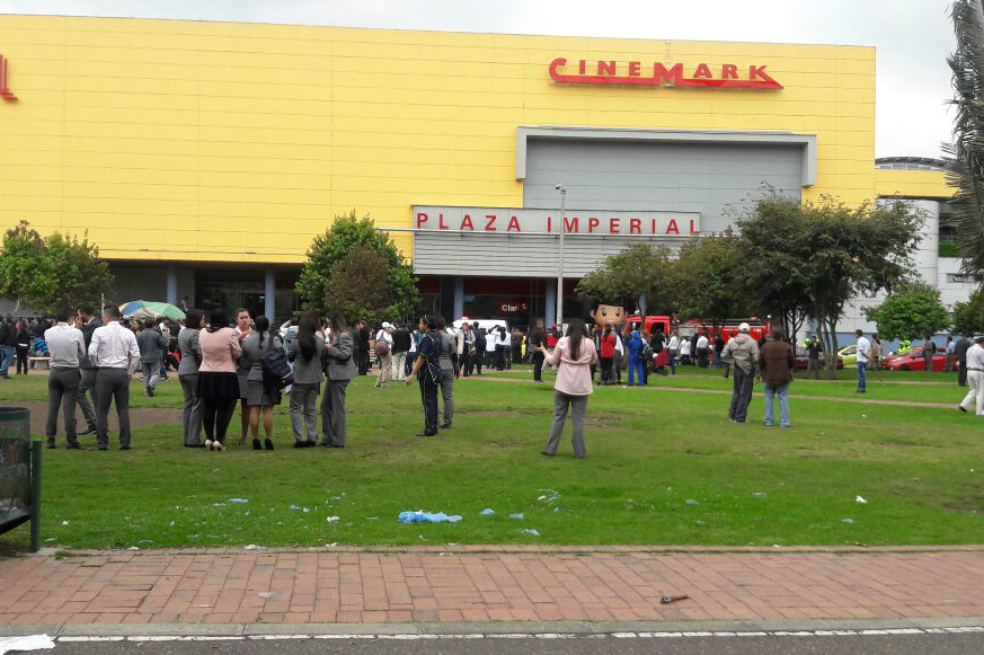Hombre que dijo tener explosivos ingresó a banco en Centro Comercial Plaza Imperial de Suba