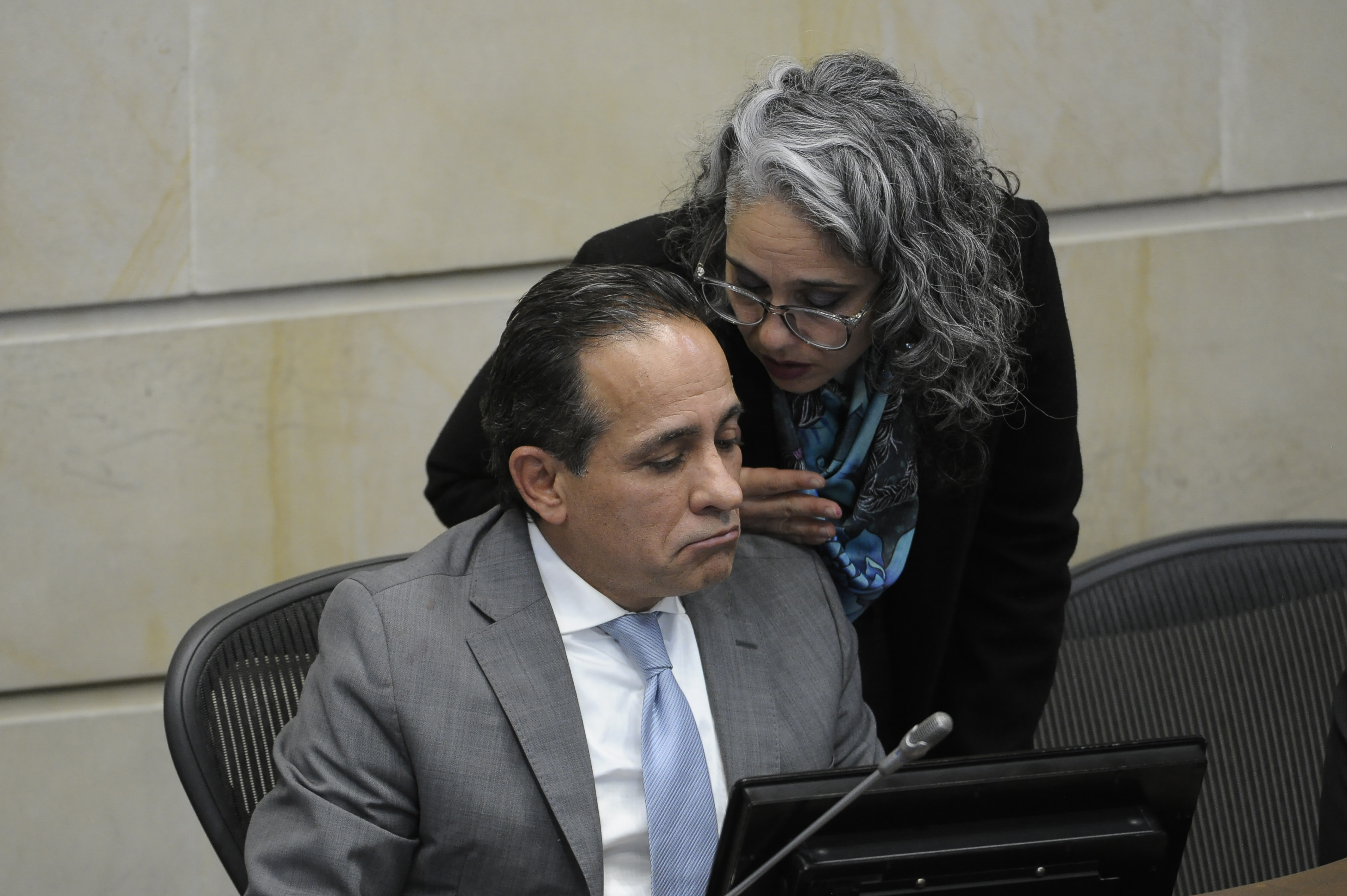 Así se promueve otro golpe para el Gobierno Petro en el Congreso