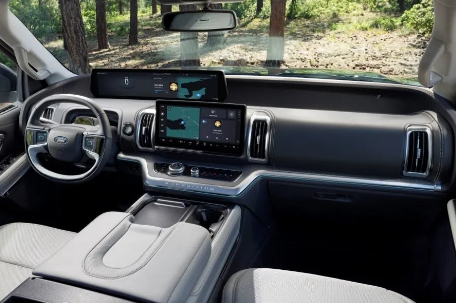 Nueva Ford Expedition 2025 llega a Colombia con su quinta generación