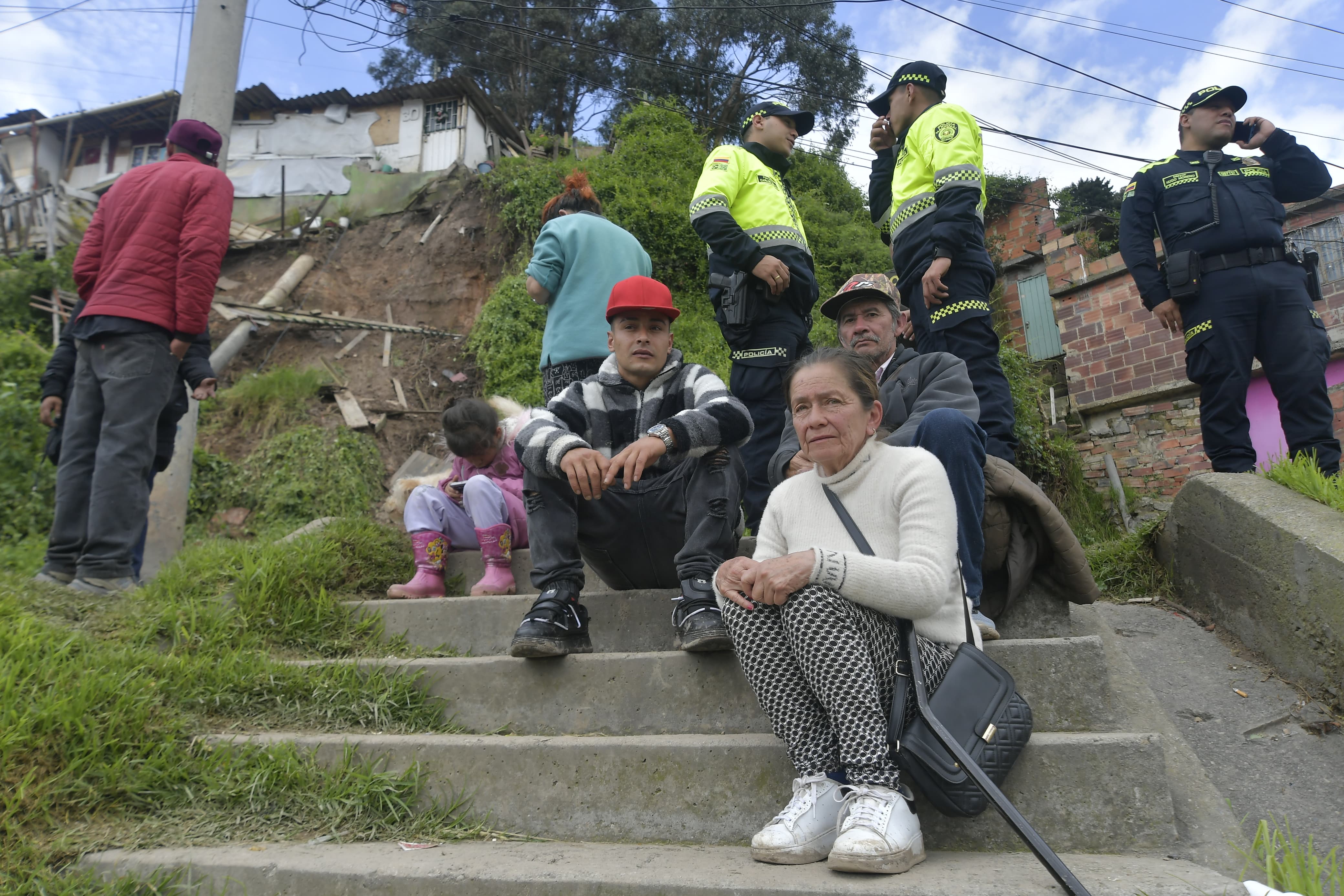 De izq. a der. Andrey Pulido 31 años; Mauricio Pira, 61 años; Olga Pérez 70 años.