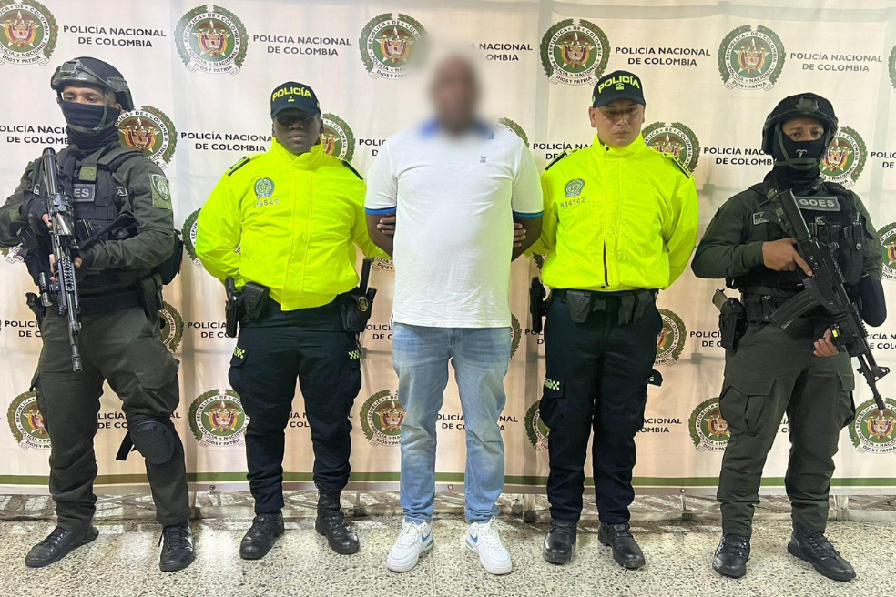 Capturan a DJ extraditable, acusado de narcotráfico y nexos con el Clan del Golfo