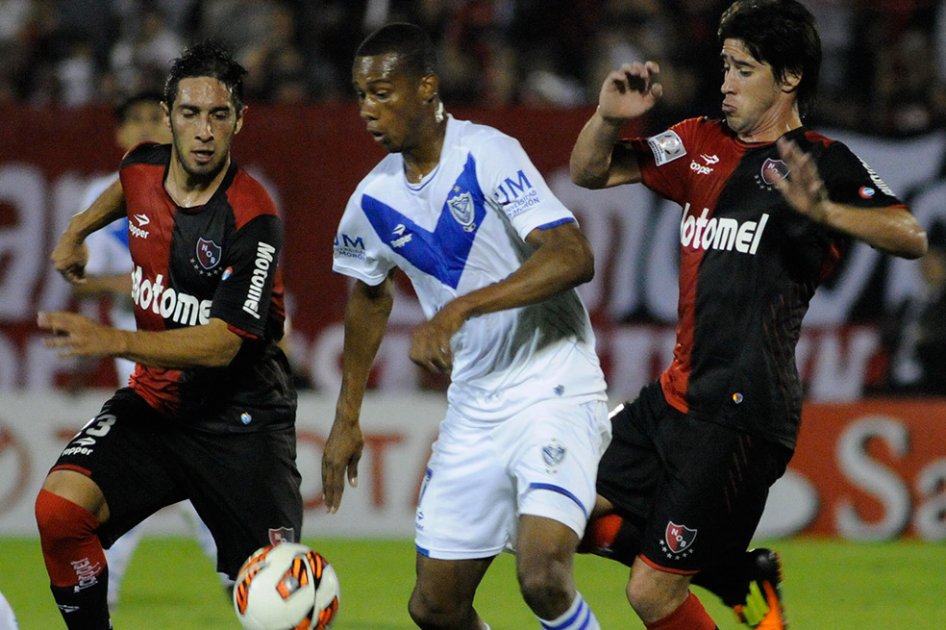 Vélez Sarsfield comenzó con pie derecho en octavos de final de Libertadores