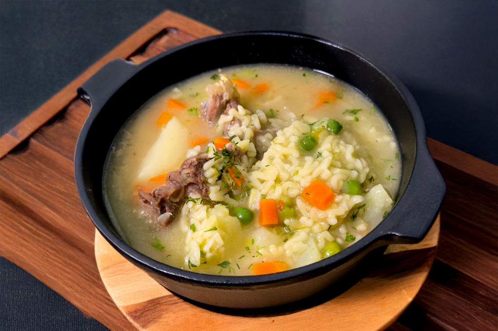 Así se prepara una sopa de letras de la abuela