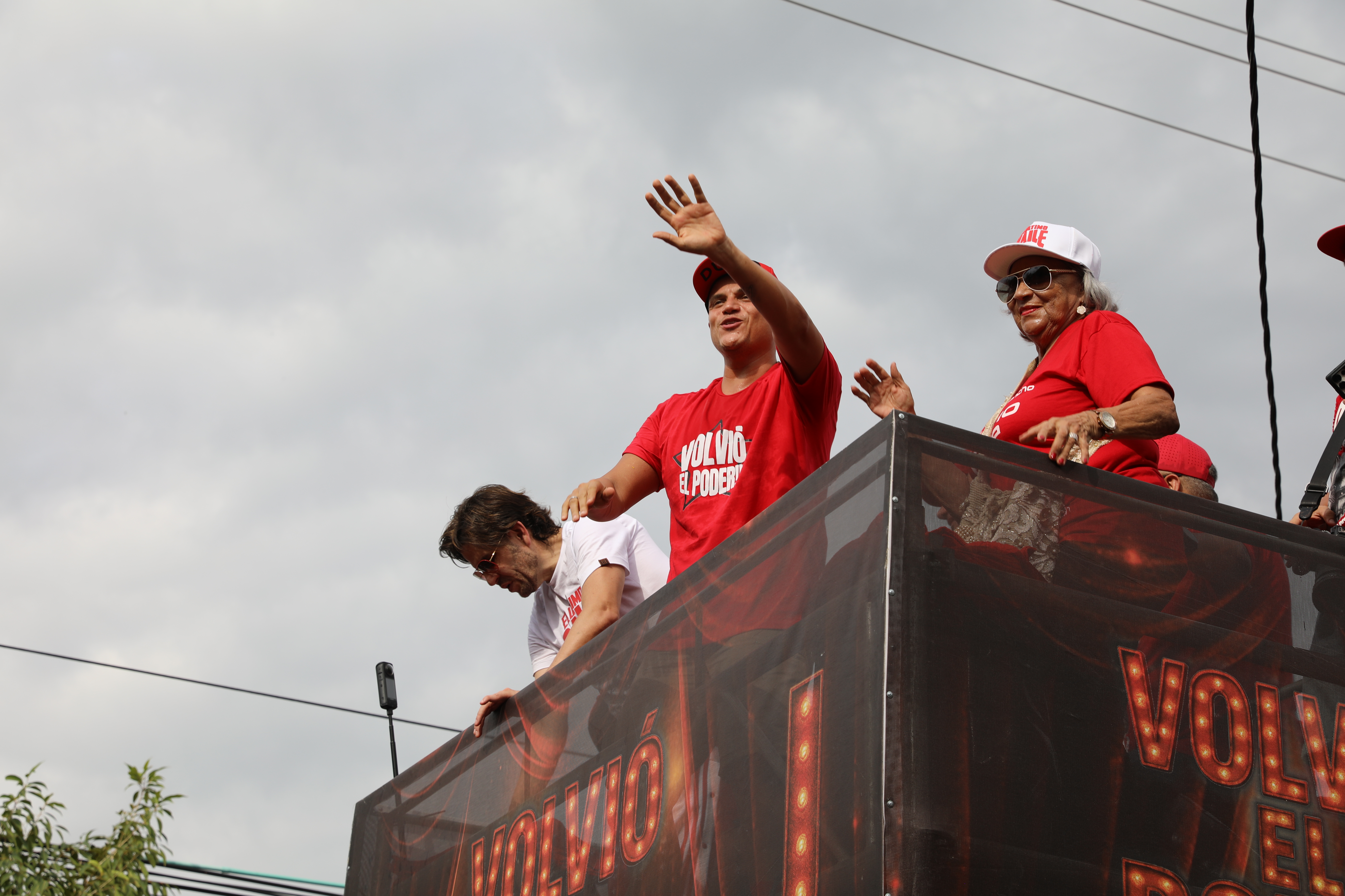 Silvestre Dangond encabezó caravana que inició Festival Silvestrista: “Una locura”