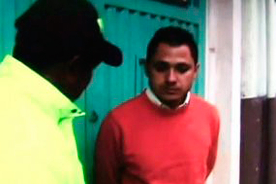 Cayó profesor acusado de chantajear y violar a sus estudiantes