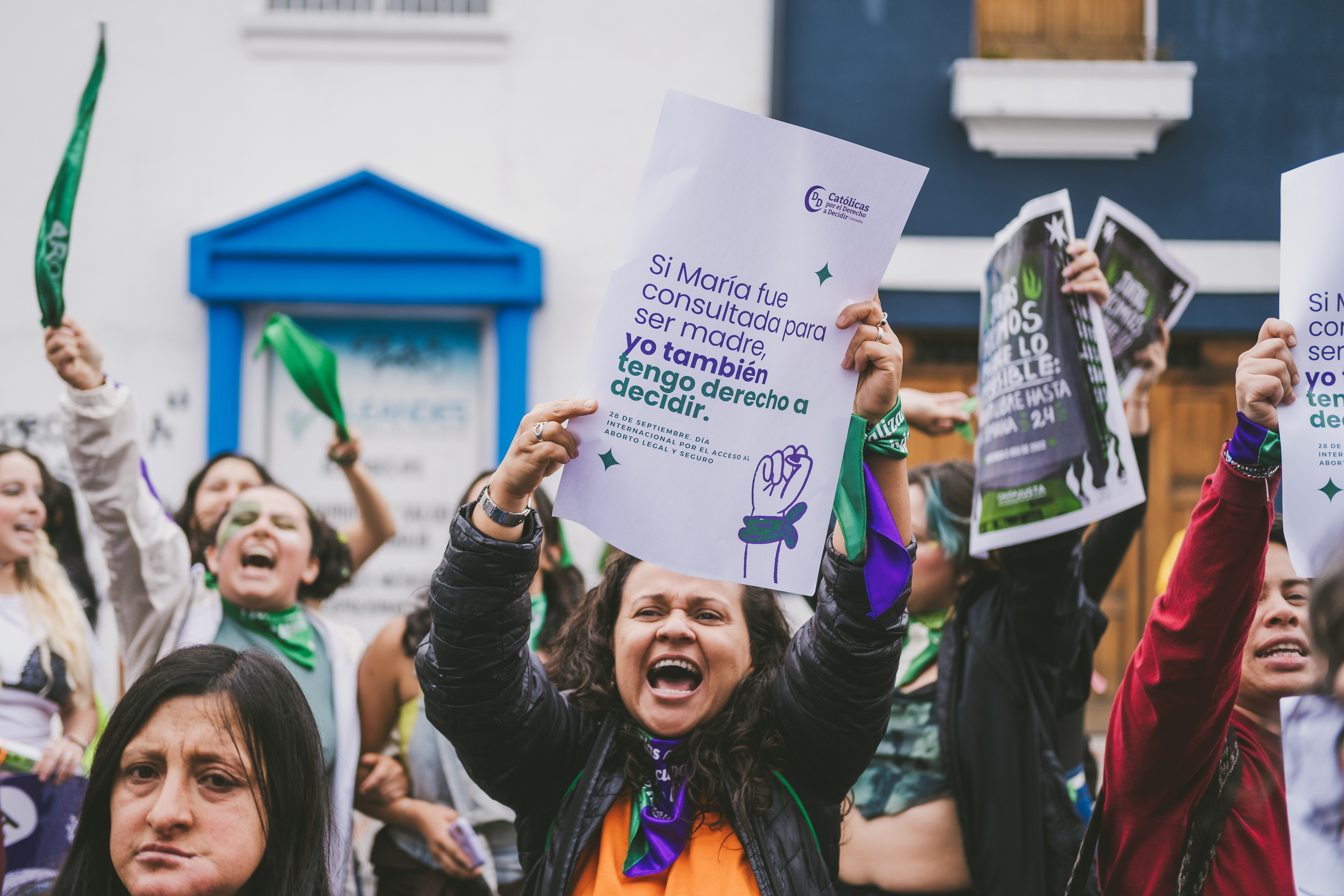 Las católicas que reconcilian las camándulas con los derechos sexuales en Colombia