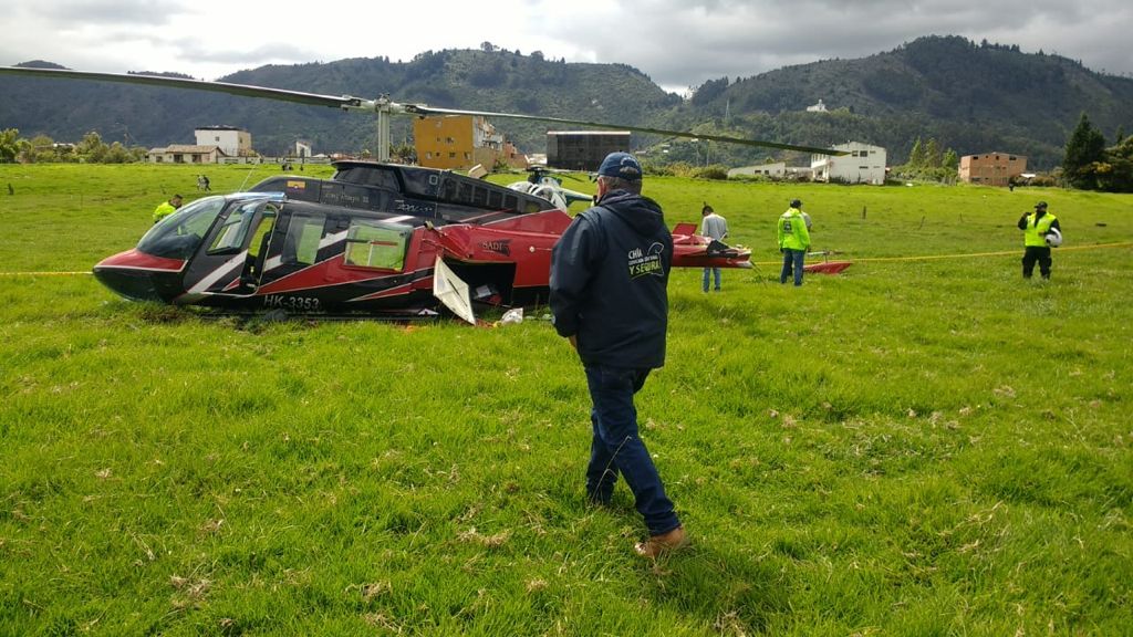 Helicóptero aterrizó de emergencia en vereda de Chía, Cundinamarca