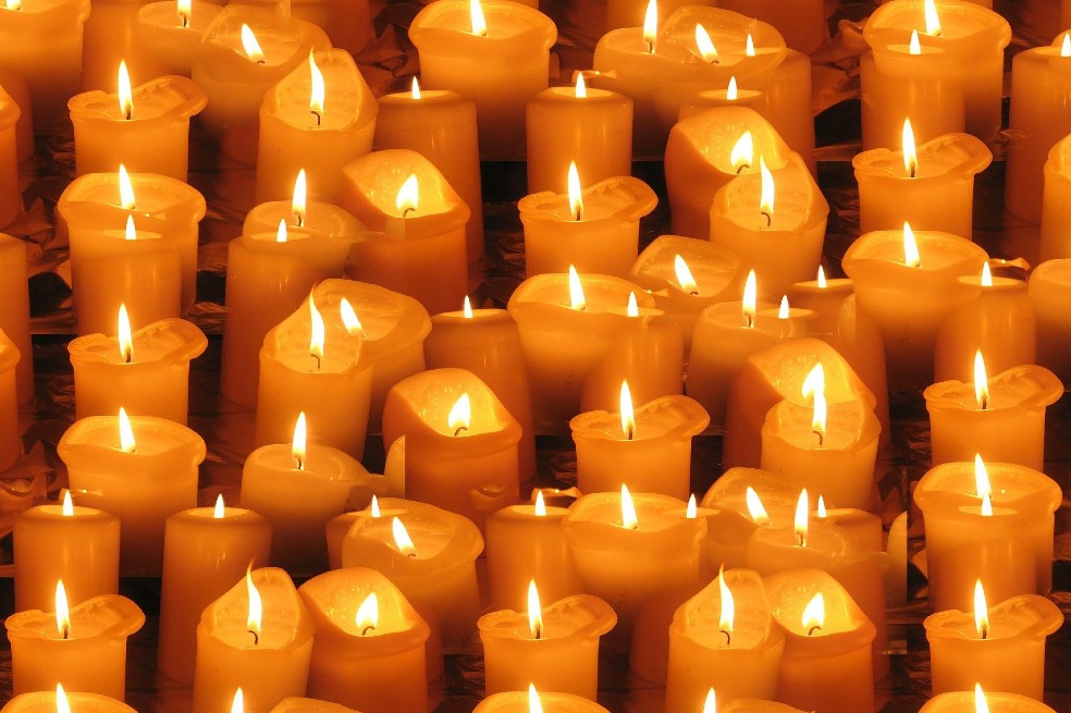 La conexión con el fuego y nuestras vibraciones permiten que la meditación nos haga más libres, más conscientes, y más resilientes ante las situaciones.