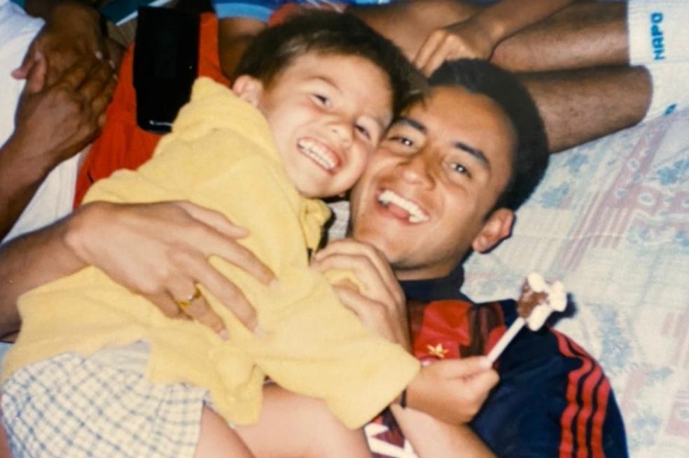 Jhon Mario Ramírez al lado de su hijo Mateo Ramírez.