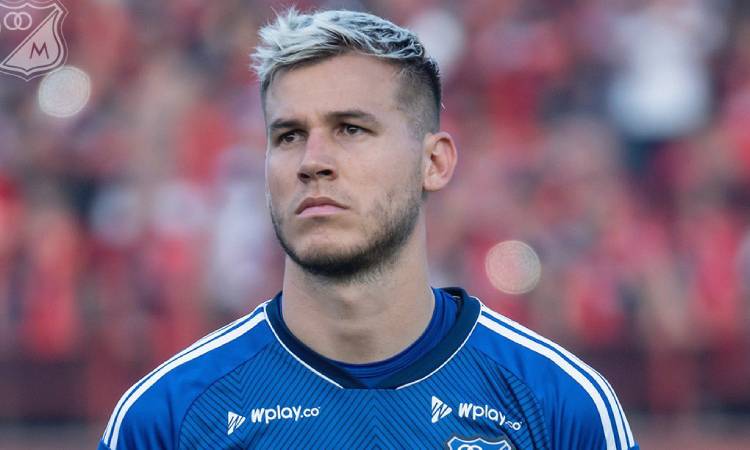 El jugador costarricense Juan Pablo Vargas será una baja para Millonarios en la final de la SuperLiga.
