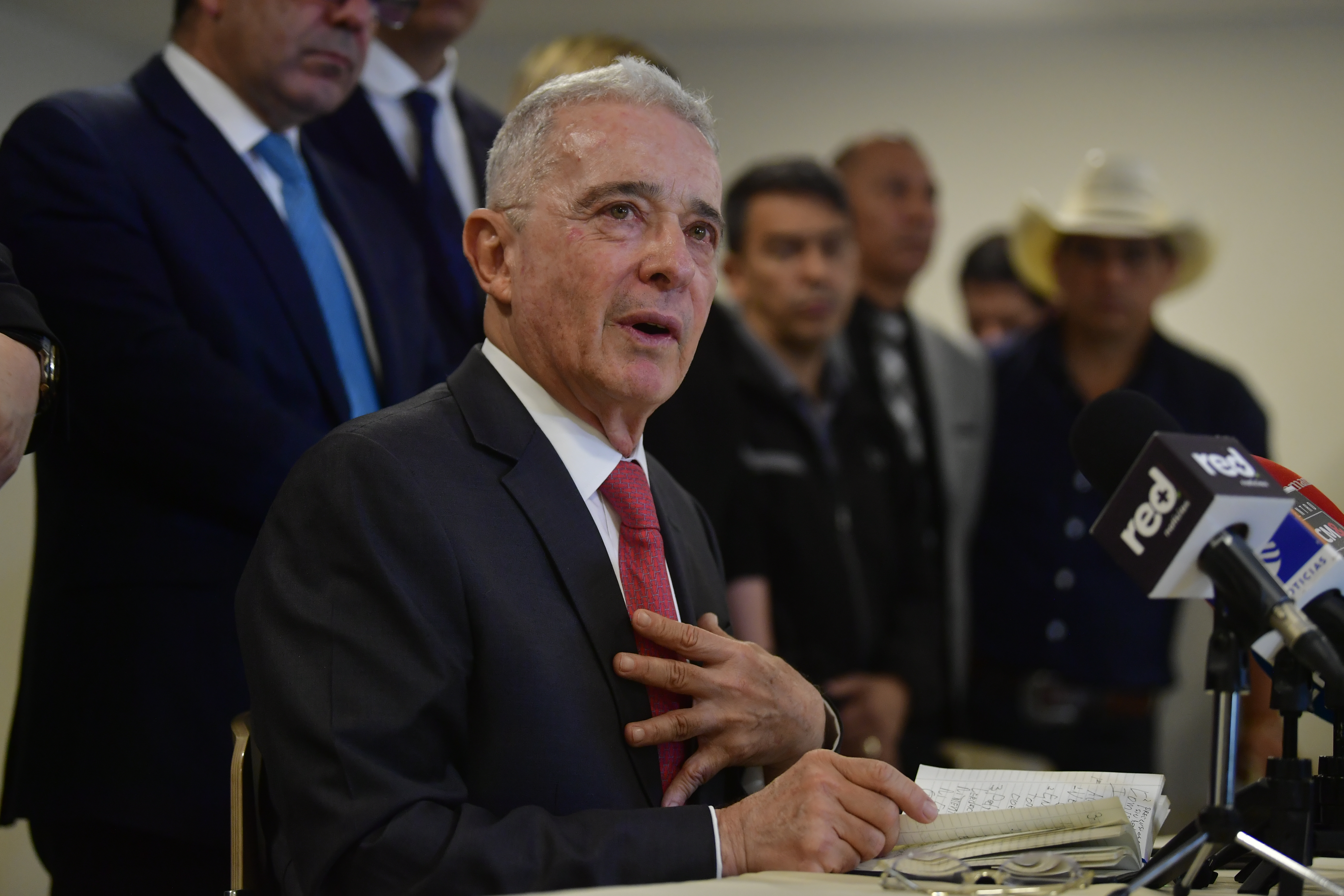 La defensa de Álvaro Uribe pide la nulidad del proceso contra el expresidente
