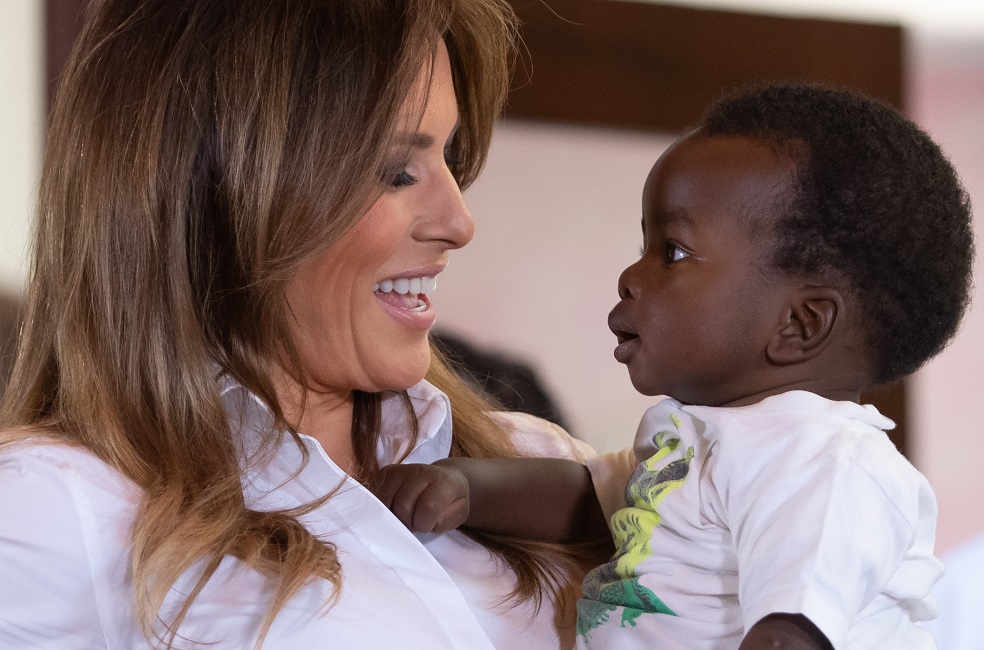 En imágenes: la visita de Melania Trump a África