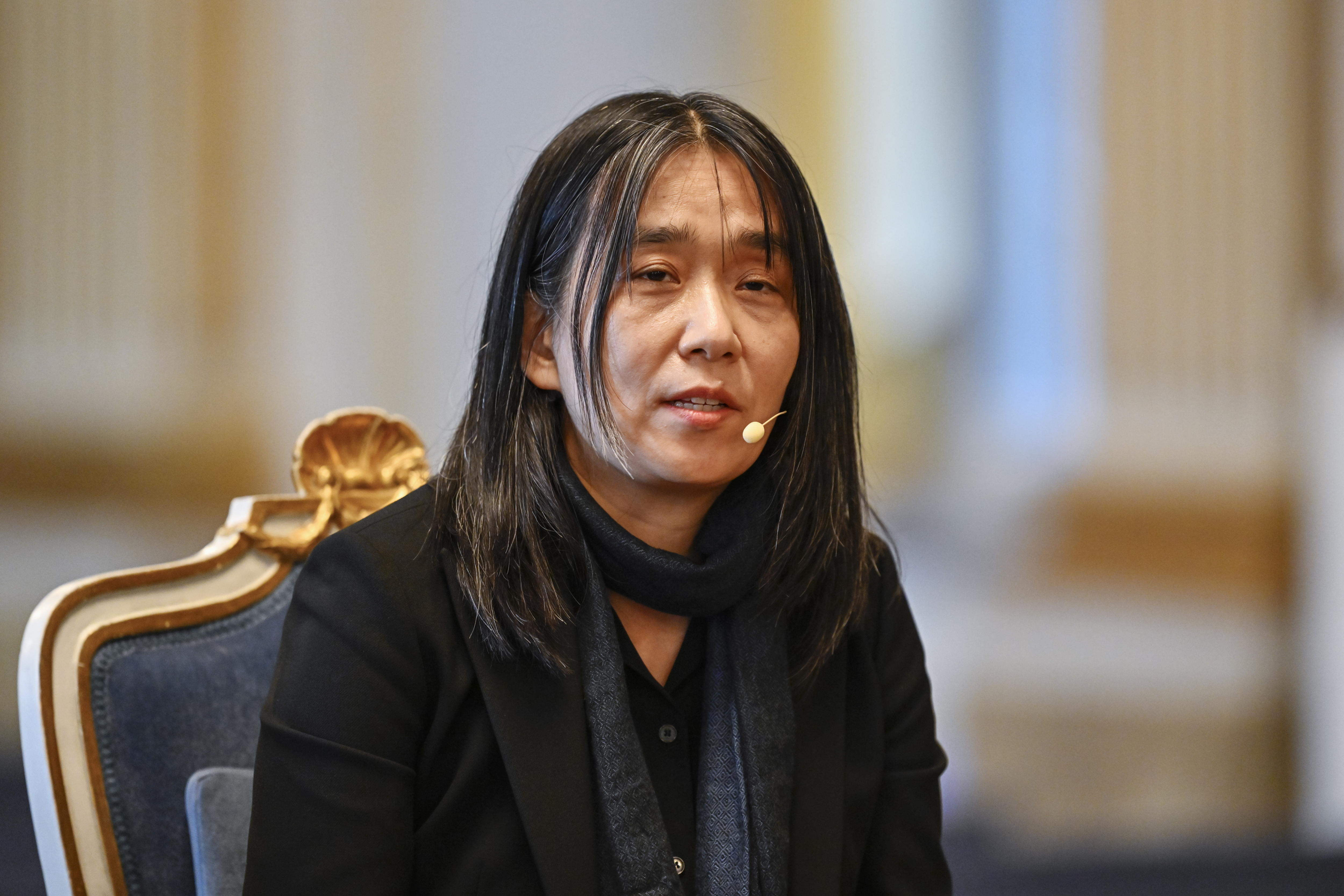La nobel de Literatura Han Kang se refirió a la crisis en Corea del Sur